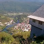 Artemida Penzion *