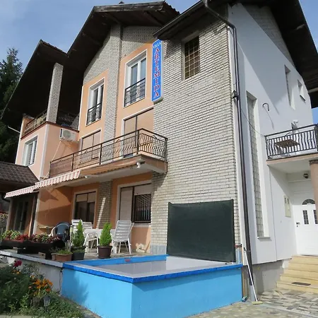 Guest house Artemida *